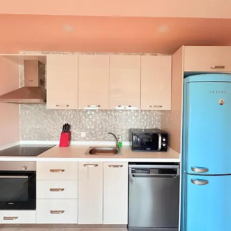 One Bedroom In Taksim Square Gorgeous View Apartment Istanbul