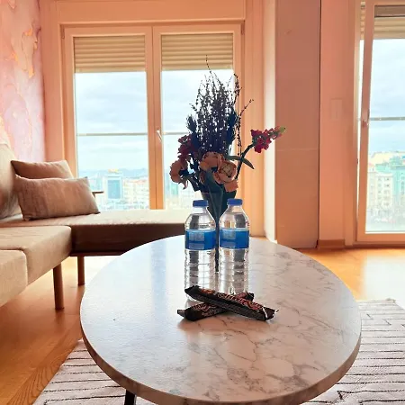 One Bedroom In Taksim Square Gorgeous View